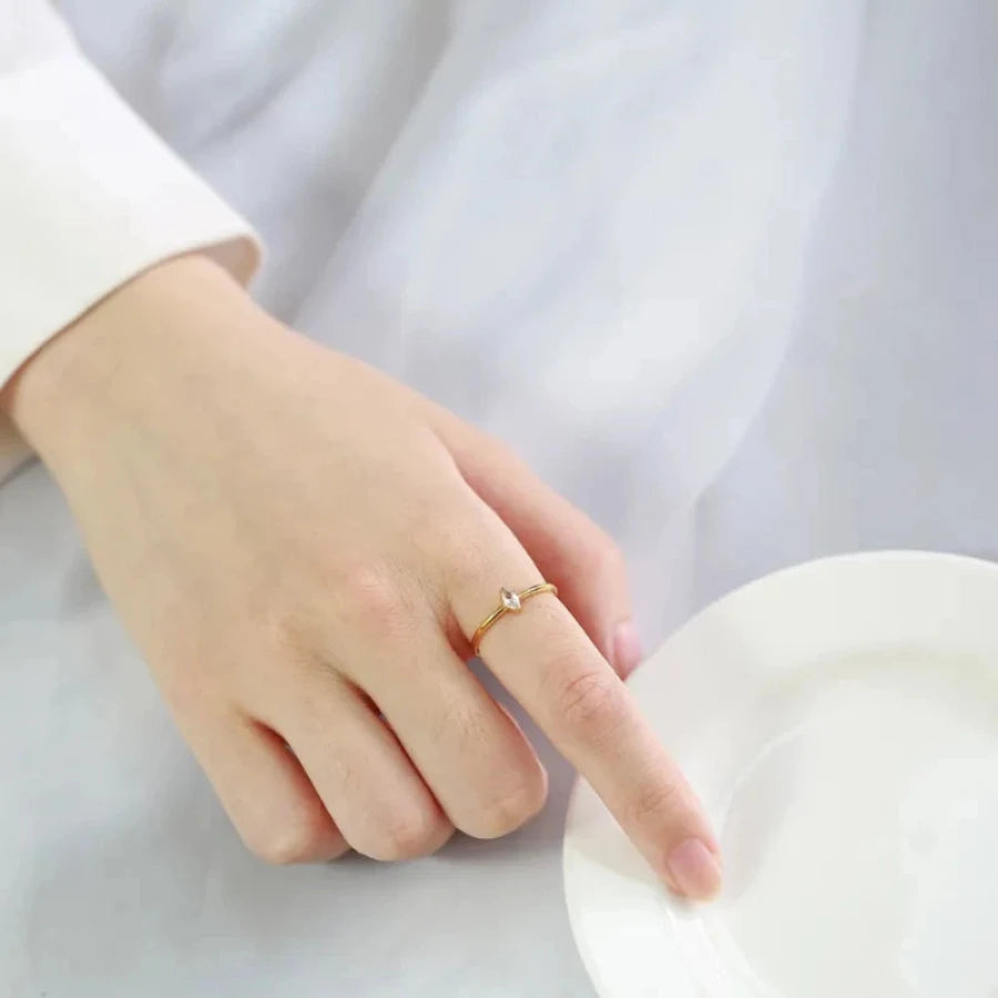 Anillo Almond | dorado | size 7 y 8