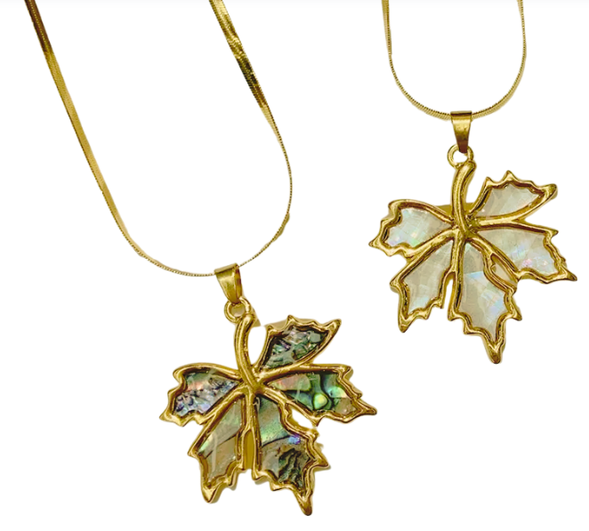 Collar de Hoja de Maple -en Nácar y Tornasol- Oro 18K