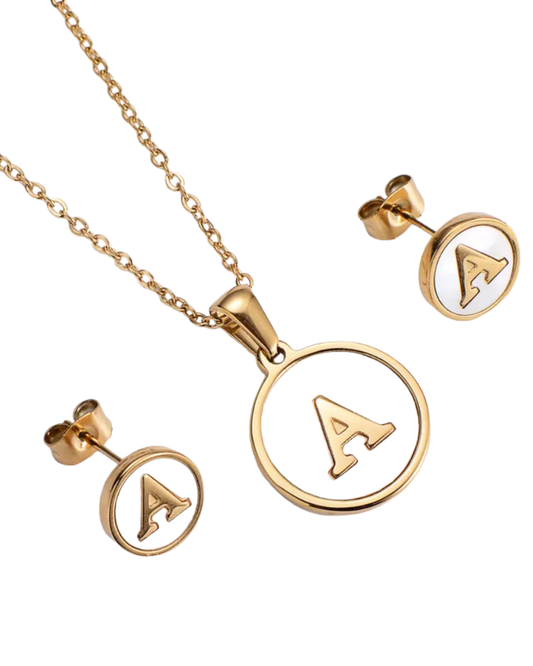 Set Cadena y Aretes con Inicial | Dorado - Acero Inoxidable