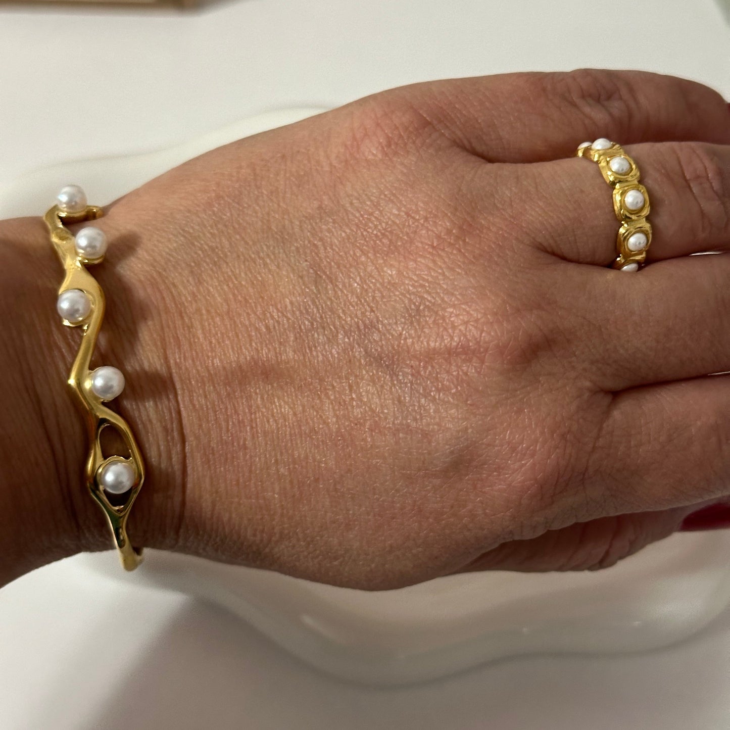 Bangle Olas de Perlas | dorado